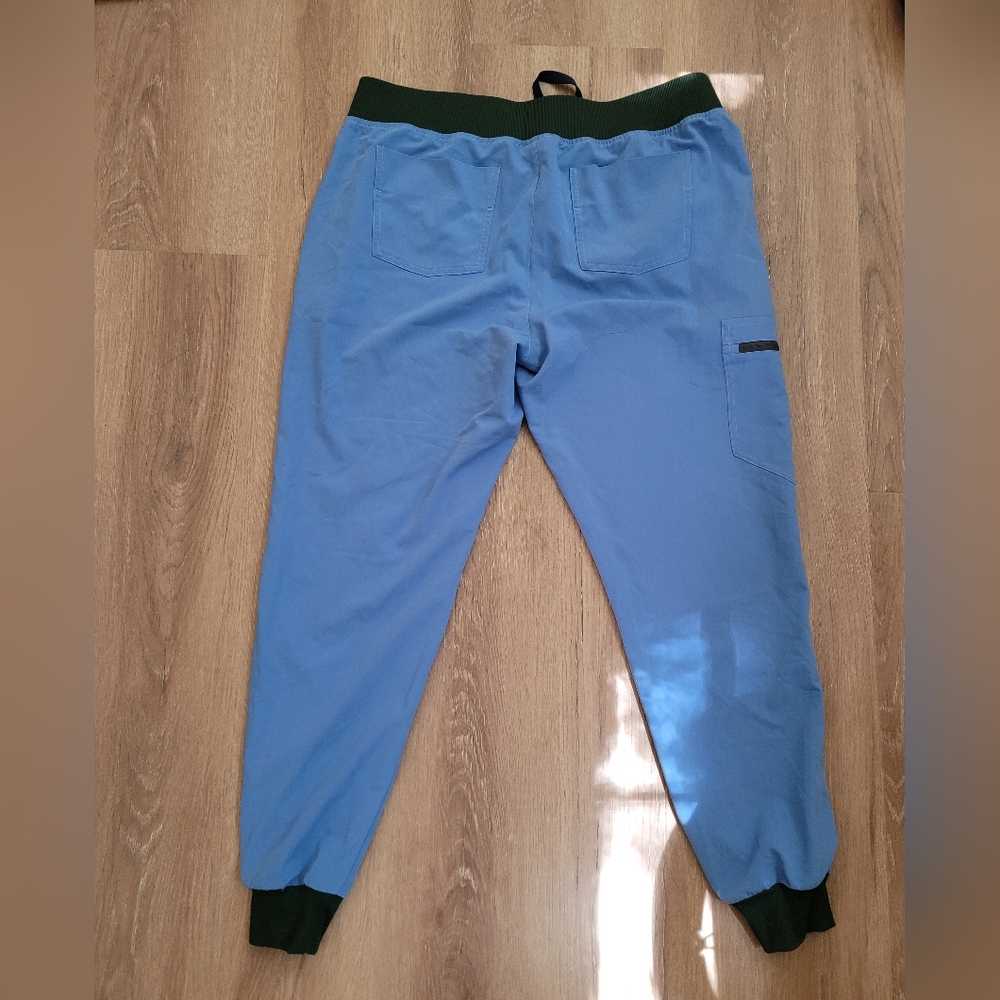 Figs Scrubs Zamora Jogger Large Blue and Green Waist - Picture 2 of 5